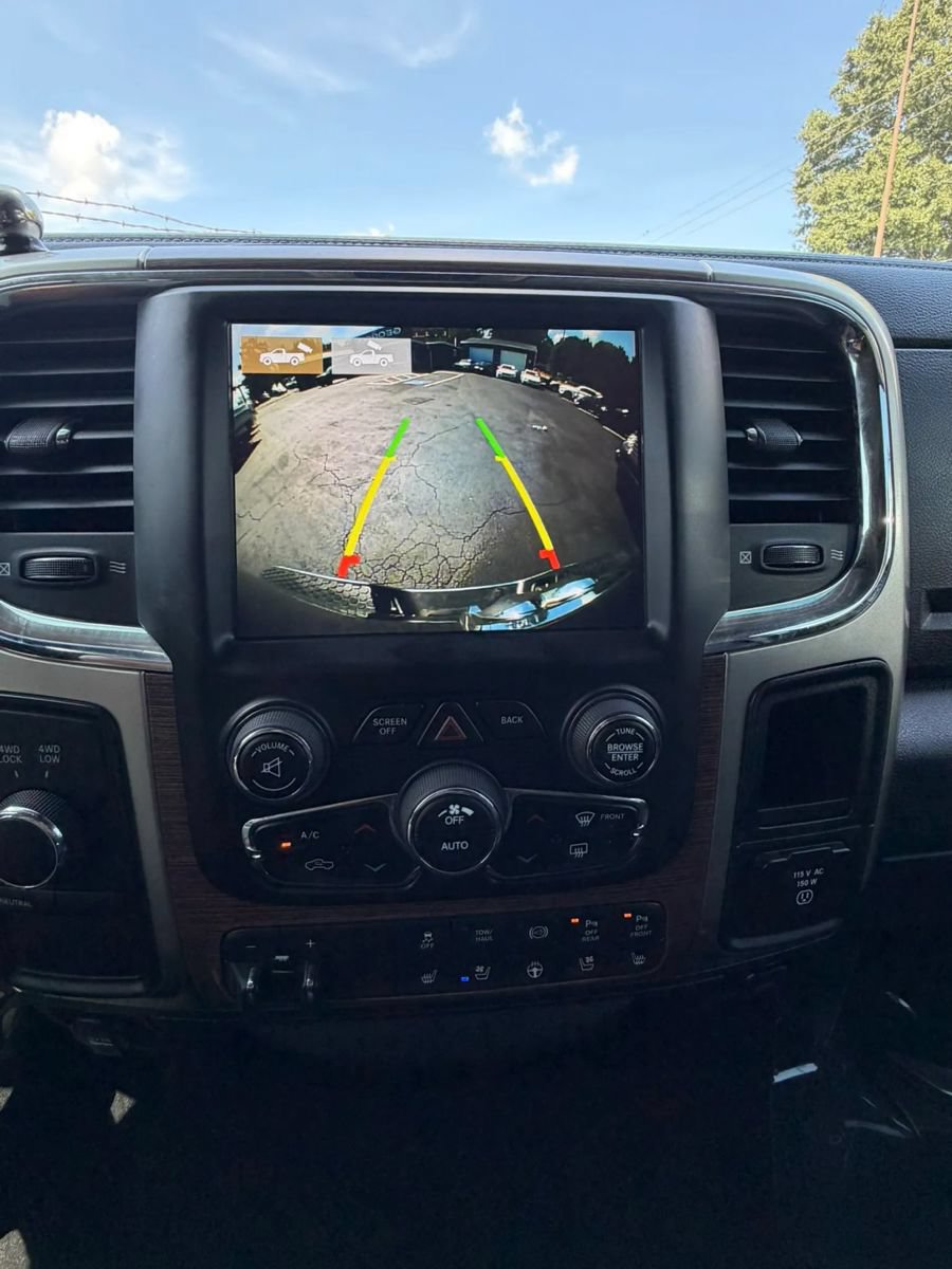 Used 2018 RAM 2500 Laramie w/ Convenience Group AWD/4WD image 33