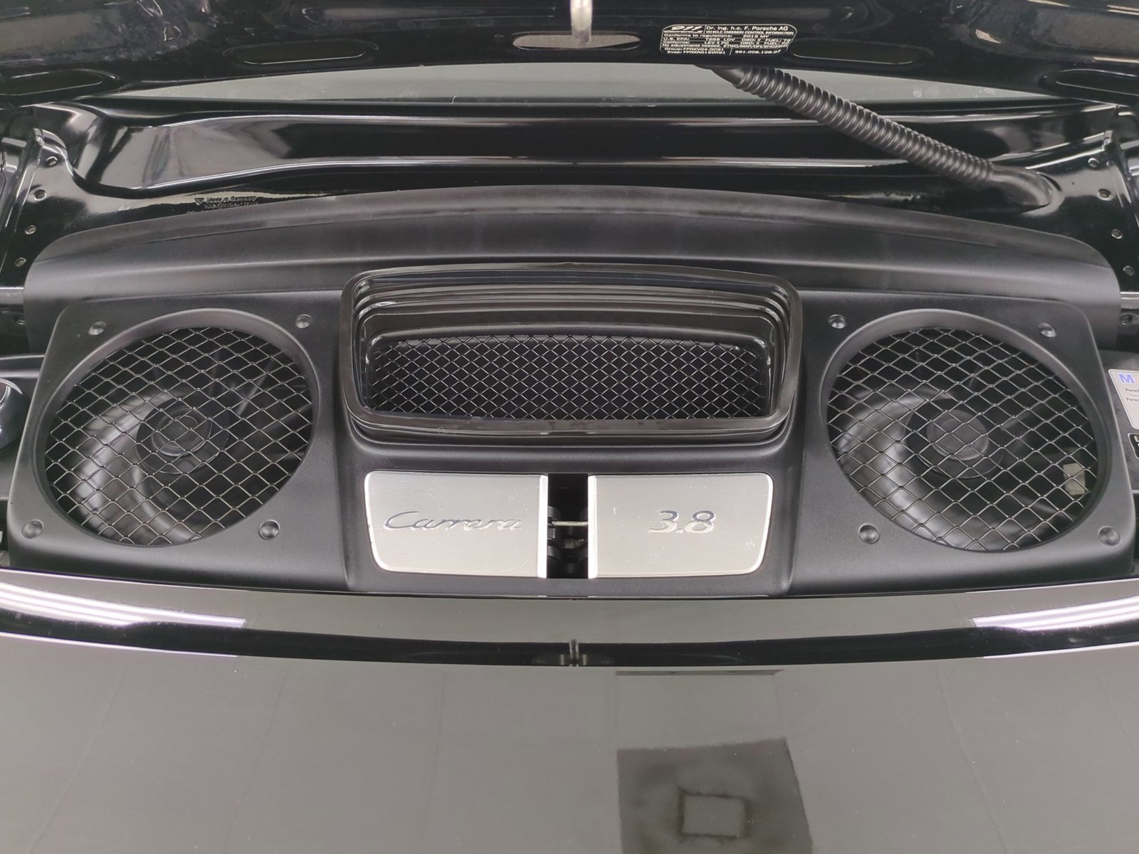 Used 2015 Porsche 911 Carrera 4S image 25
