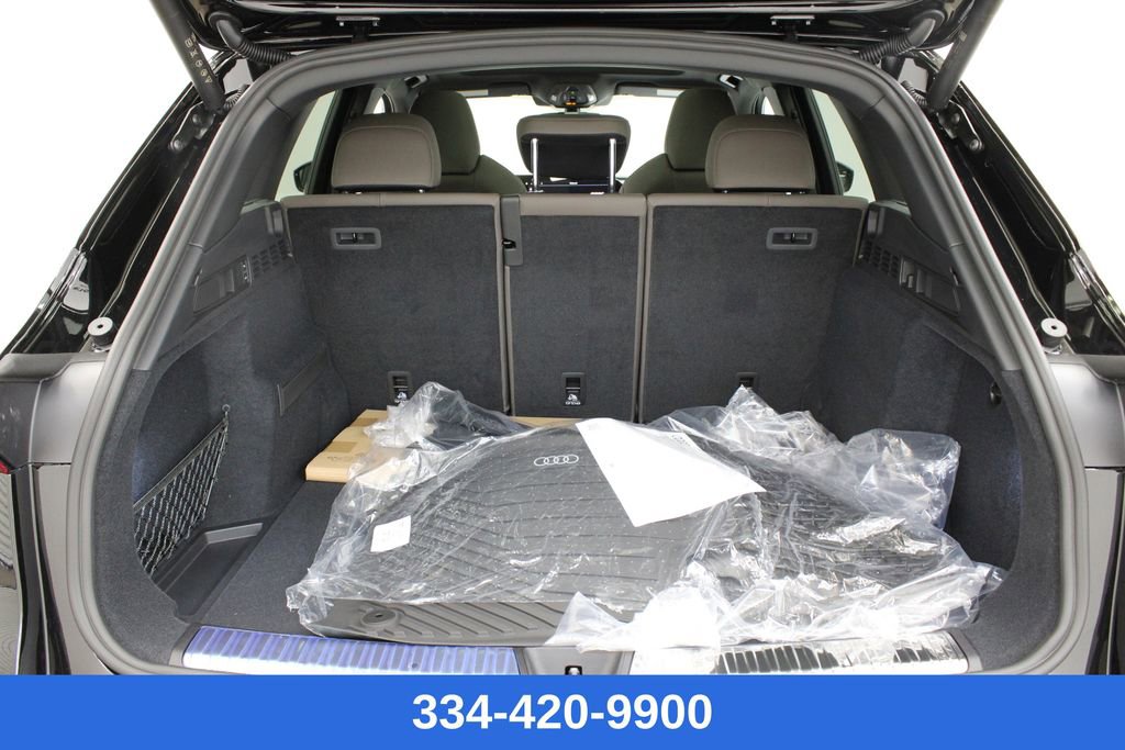 New 2025 Audi Q5 Prestige image 29