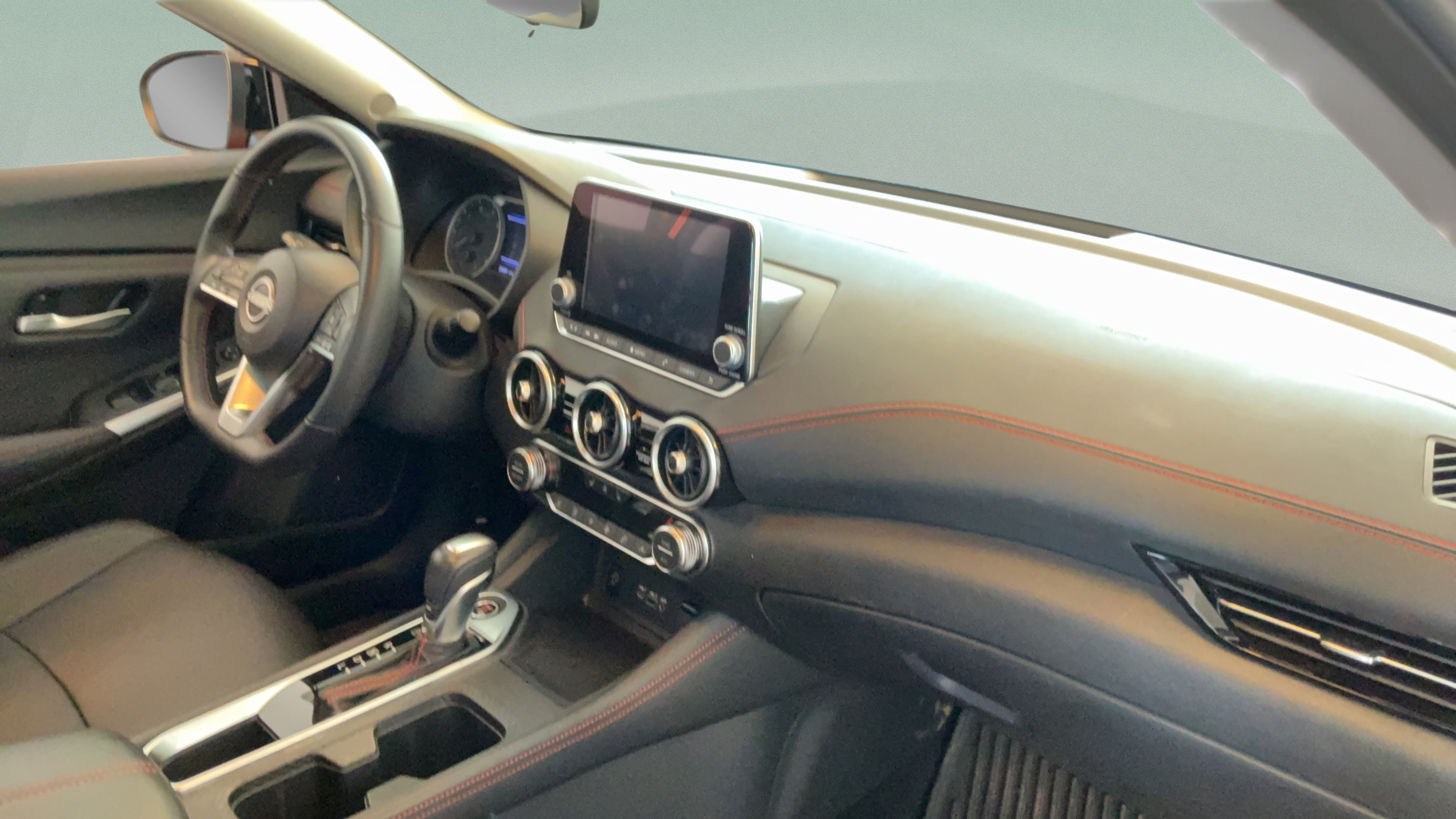 Used 2024 Nissan Sentra SR w/ SR Premium Package FWD image 41