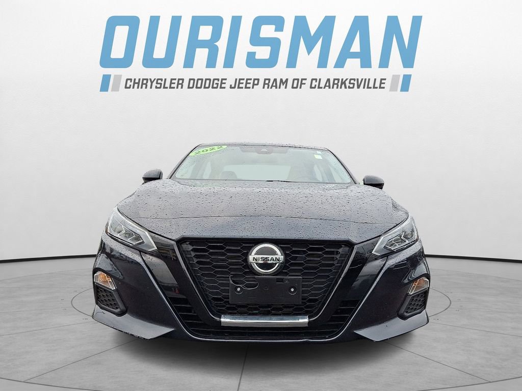 Used 2022 Nissan Altima 2.5 SV image 2