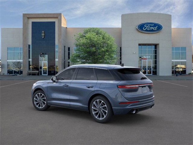 Used 2024 Lincoln Corsair Grand Touring image 4