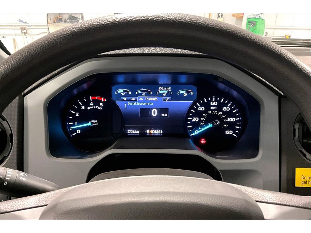 Used 2023 Ford F750 2WD Regular Cab Super Duty image 20