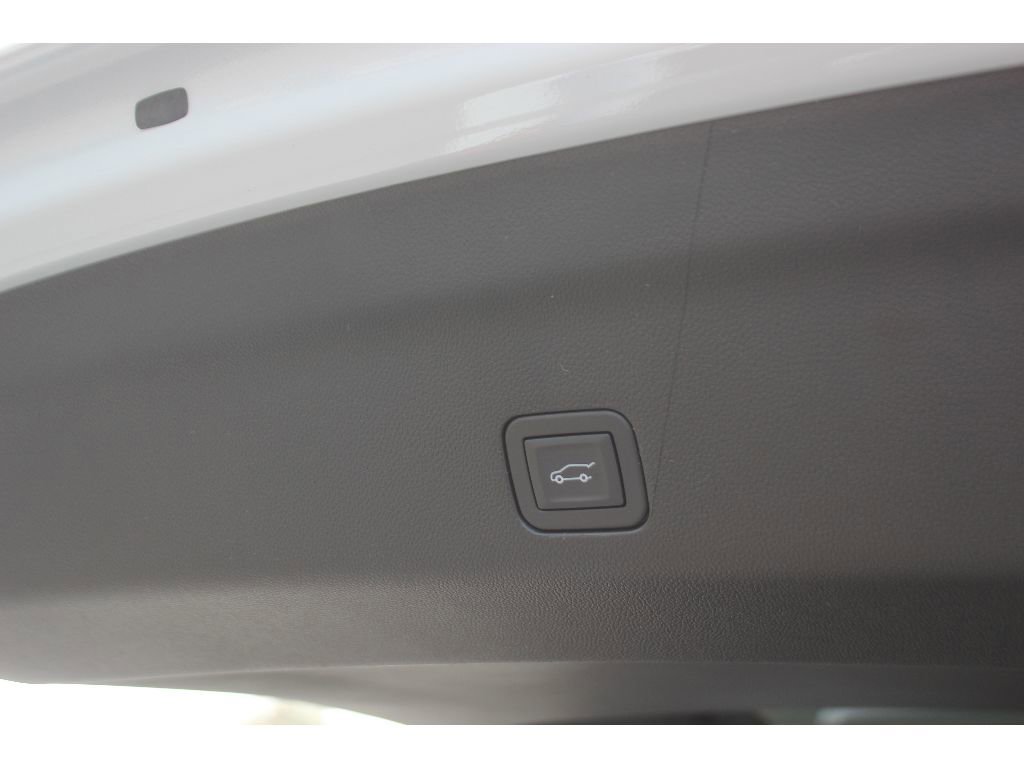 New 2026 GMC Yukon XL Denali Ultimate AWD/4WD image 69
