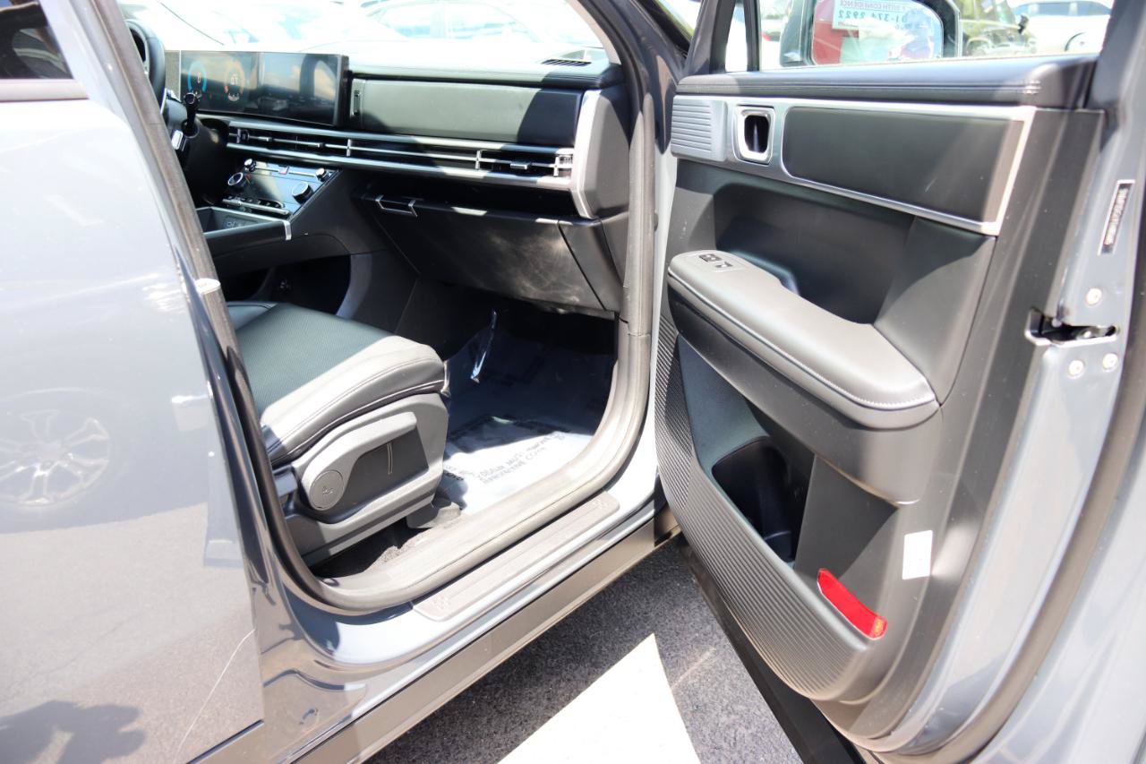 Used 2026 Hyundai Santa Fe SEL AWD/4WD image 17