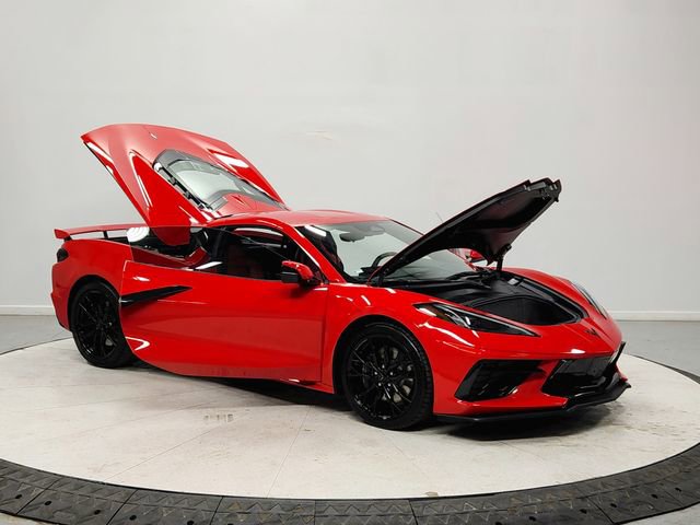 Used 2025 Chevrolet Corvette Stingray Coupe w/ Z51 Performance Package image 9