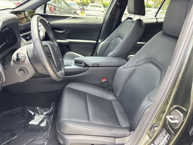 Used 2025 Lexus UX 300h AWD w/ Accessory Package (Z2) image 11