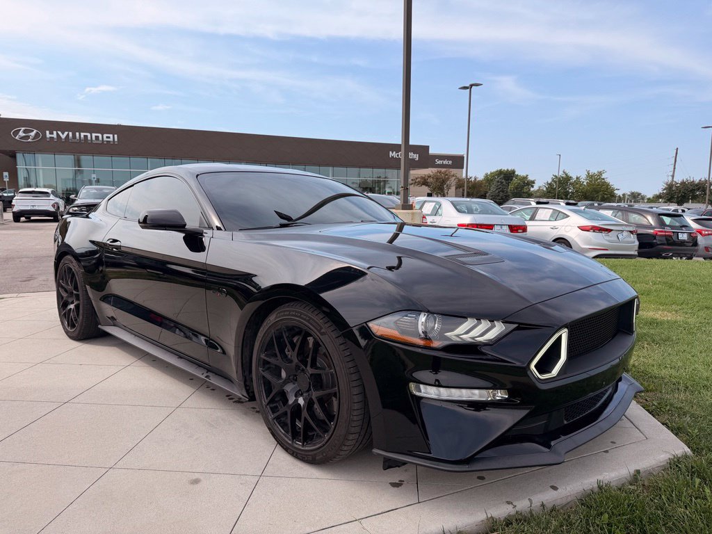 Used 2018 Ford Mustang GT Premium RWD image 10
