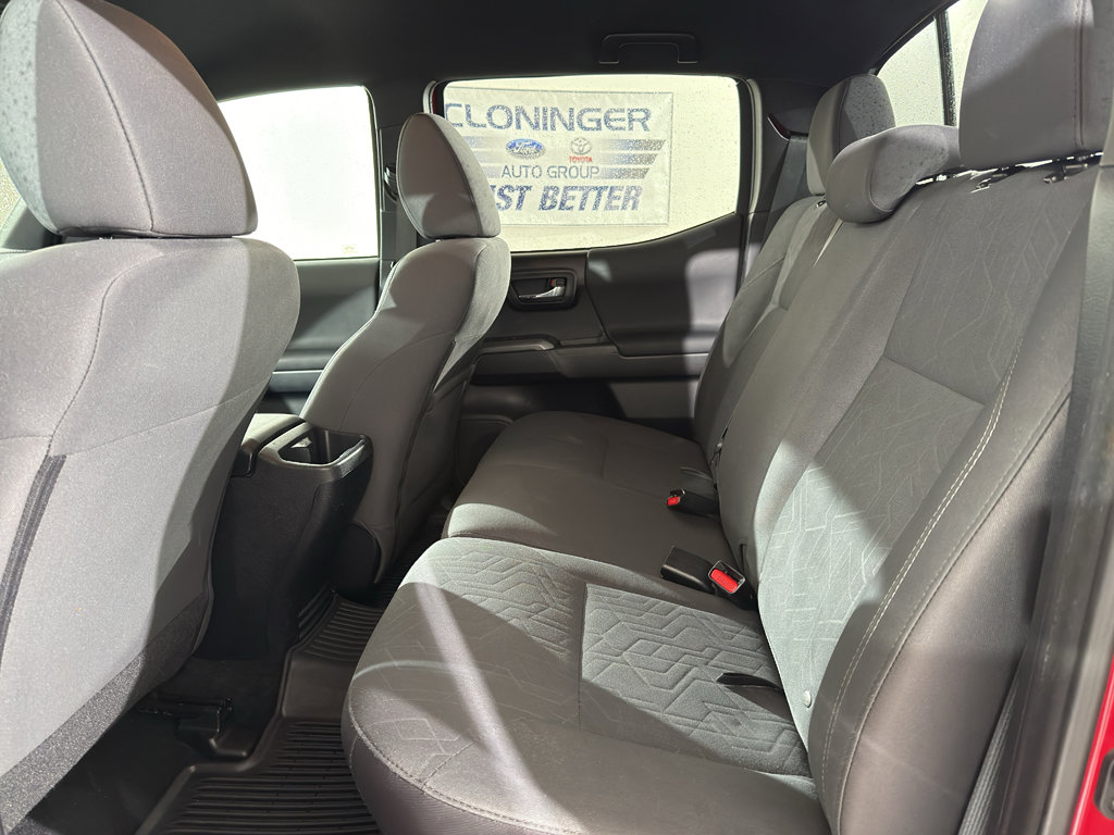 Used 2019 Toyota Tacoma TRD Off-Road image 12
