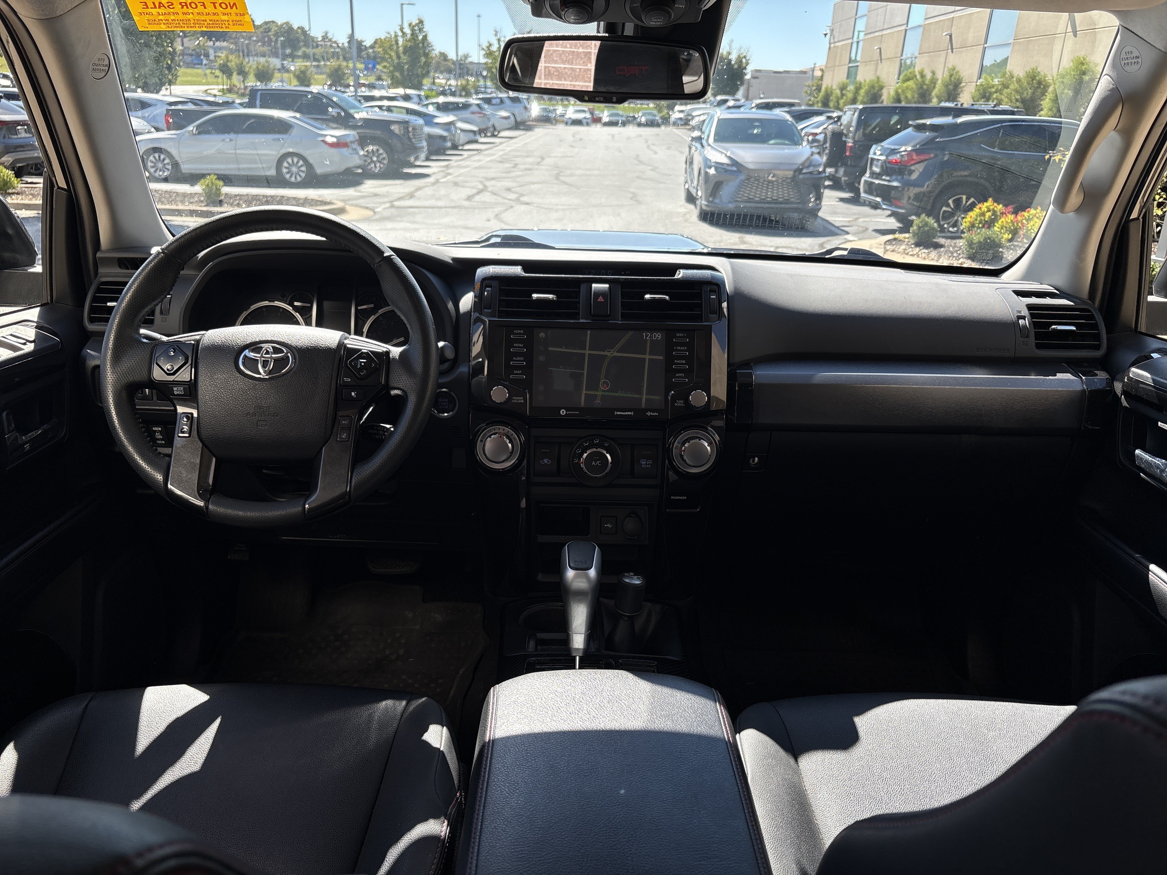 Used 2020 Toyota 4Runner TRD Off-Road Premium w/ Moonroof Package AWD/4WD image 29
