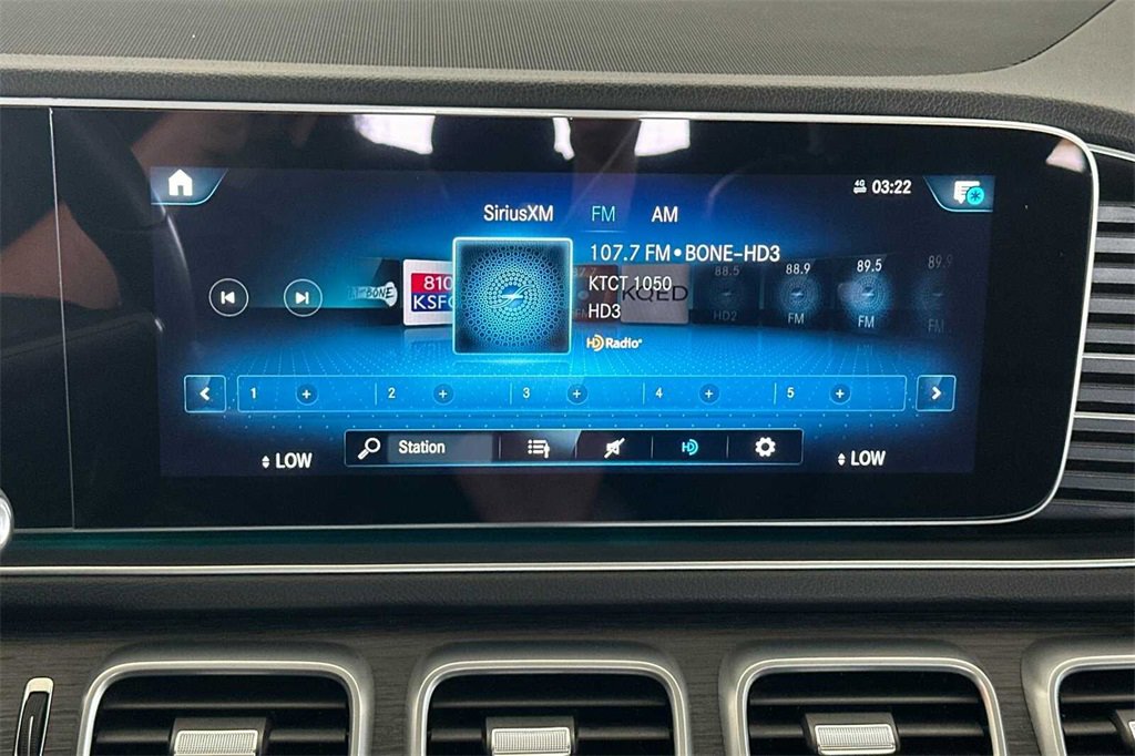 Used 2022 Mercedes-Benz GLE 350 4MATIC w/ AMG Line Exterior image 24