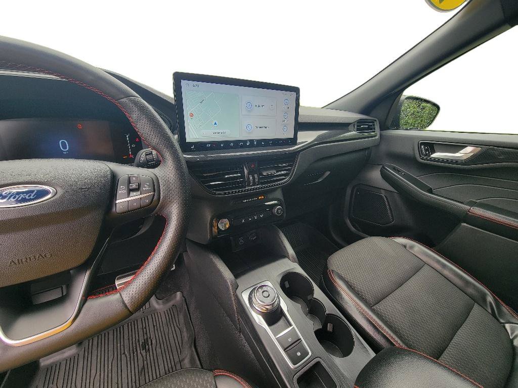 Used 2023 Ford Escape ST-Line w/ Tech Pack #1 AWD/4WD image 19