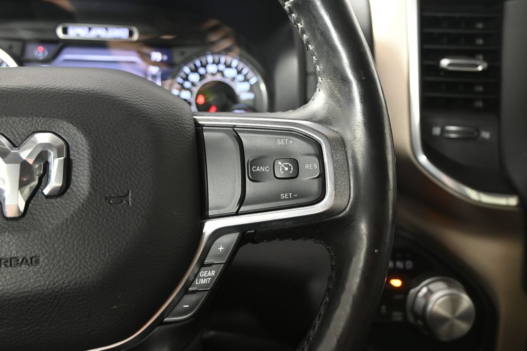 Used 2019 RAM 1500 Laramie AWD/4WD image 39