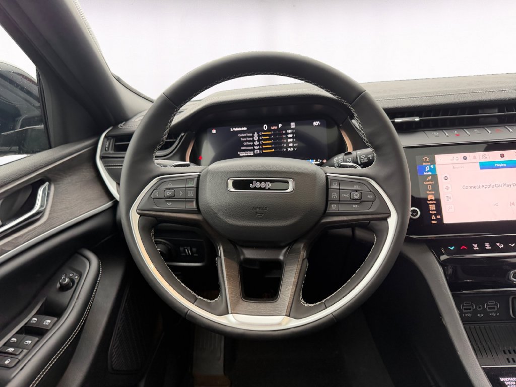New 2026 Jeep Grand Cherokee Altitude AWD/4WD image 12