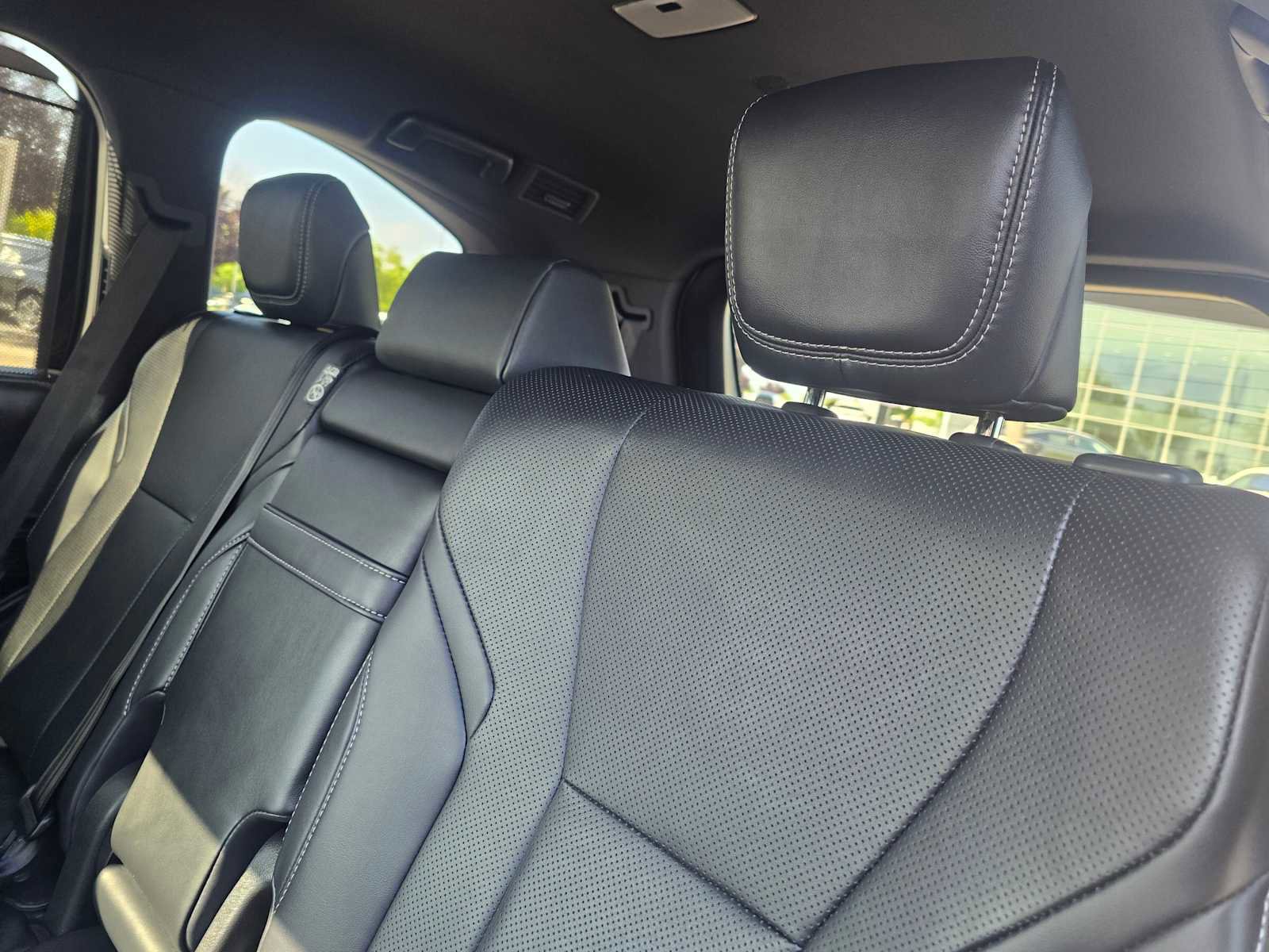 New 2026 Lexus LX 600 4WD w/ Luxury Package image 18