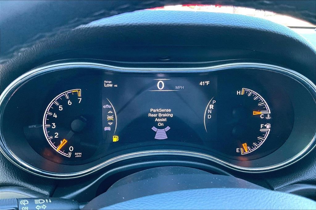 Used 2020 Jeep Grand Cherokee Altitude image 10