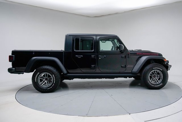 Used 2021 Jeep Gladiator Rubicon w/ Cold Weather Group image 13