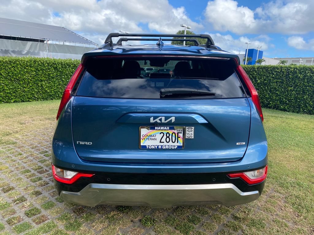 Used 2023 Kia Niro EX Touring FWD image 24