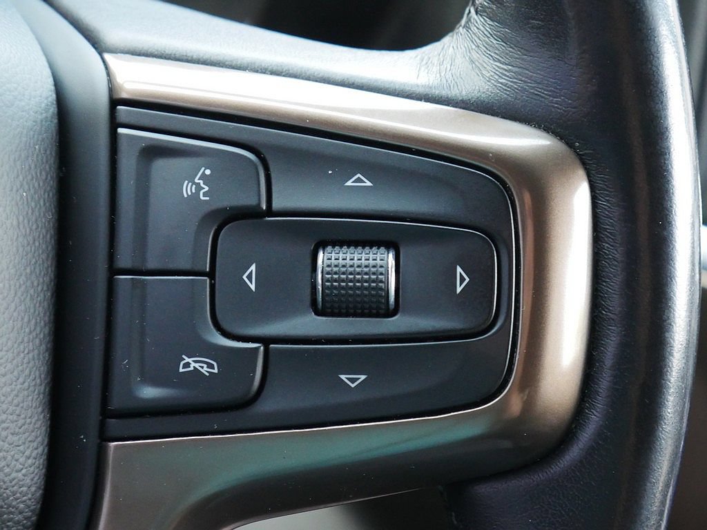 Used 2022 Chevrolet Silverado 1500 High Country w/ Technology Package AWD/4WD image 34