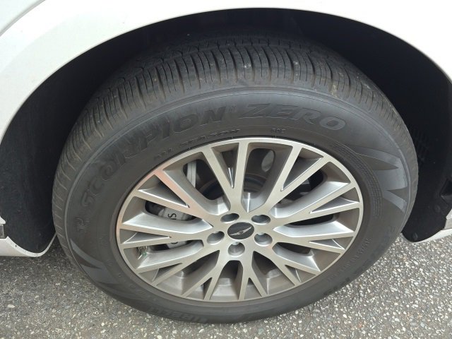 Certified 2025 Genesis GV80 2.5T Standard image 13