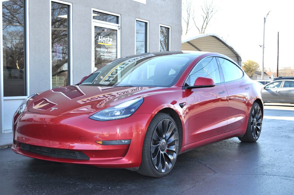 Used 2022 Tesla Model 3 Performance image 3