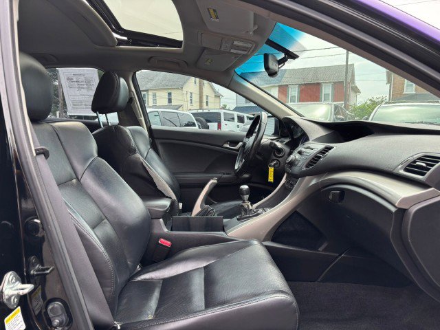 Used 2010 Acura TSX Sedan image 16