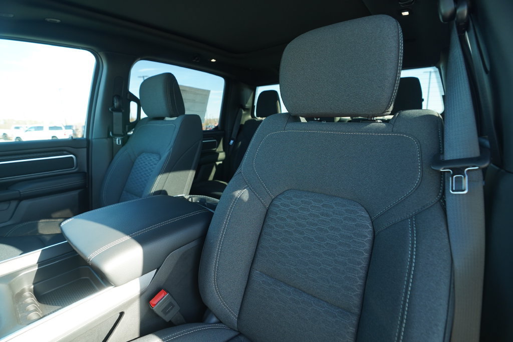 New 2026 RAM 1500 Big Horn AWD/4WD image 35