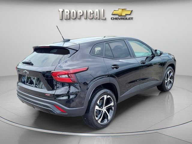 New 2026 Chevrolet Trax RS image 3