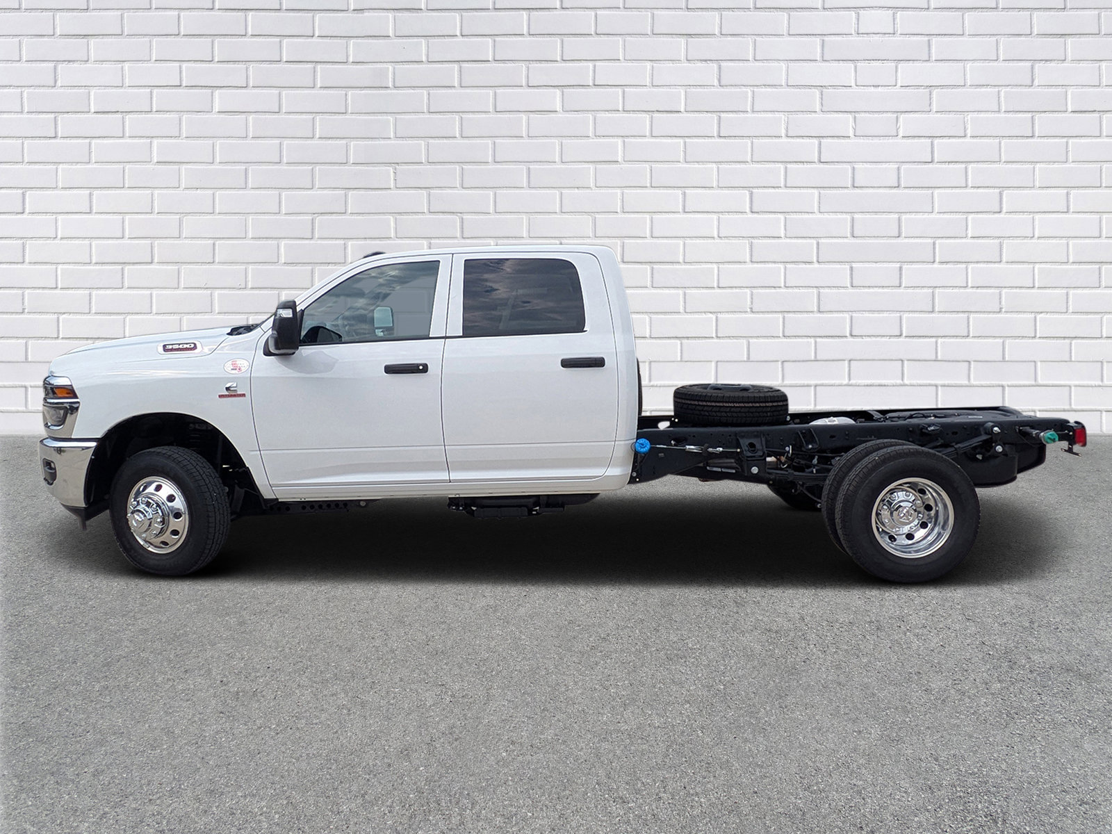 New 2026 RAM 3500 Tradesman image 2