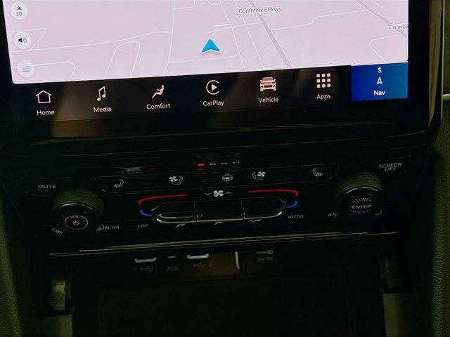 Used 2025 Jeep Grand Cherokee Limited w/ Luxury Tech Group II image 16