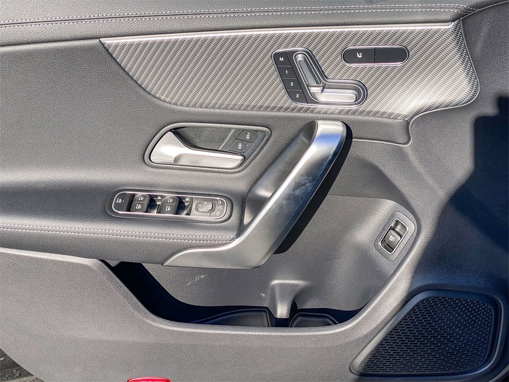 New 2025 Mercedes-Benz CLA 250 4MATIC image 21