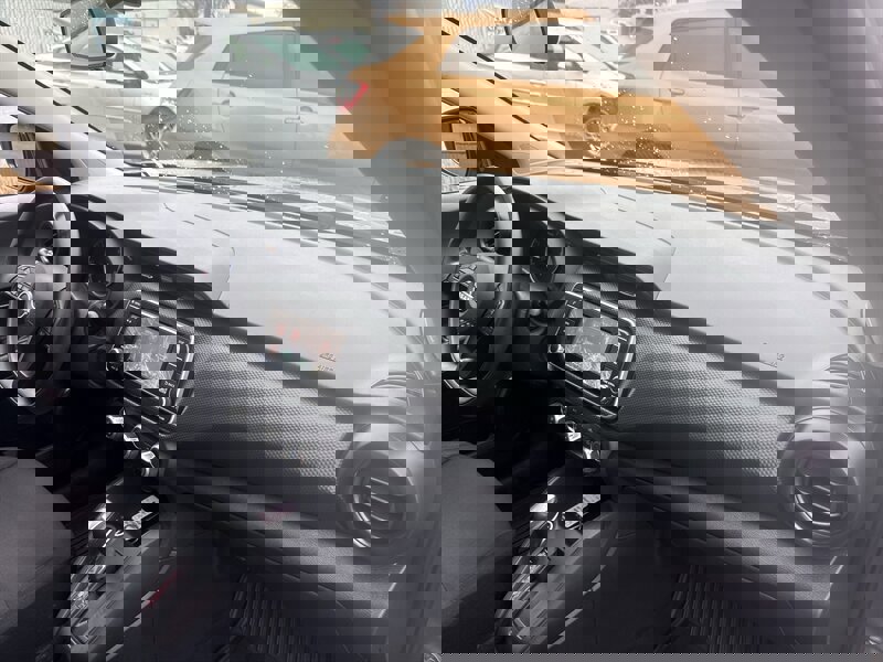 Used 2024 Nissan Kicks S image 23