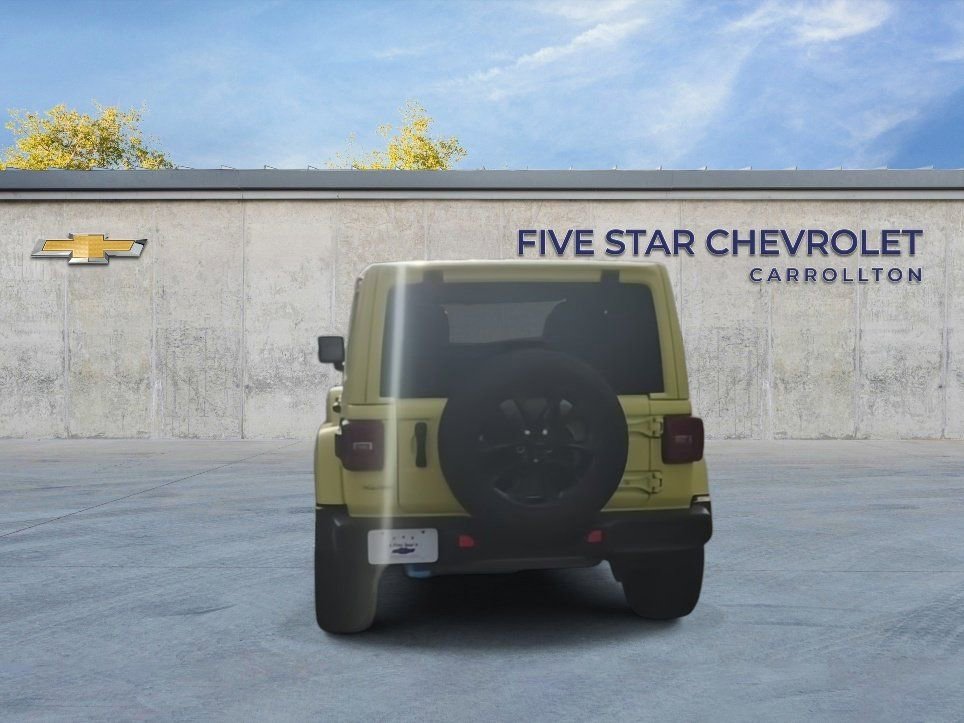 Used 2023 Jeep Wrangler Unlimited Sahara w/ Cold Weather Group image 7