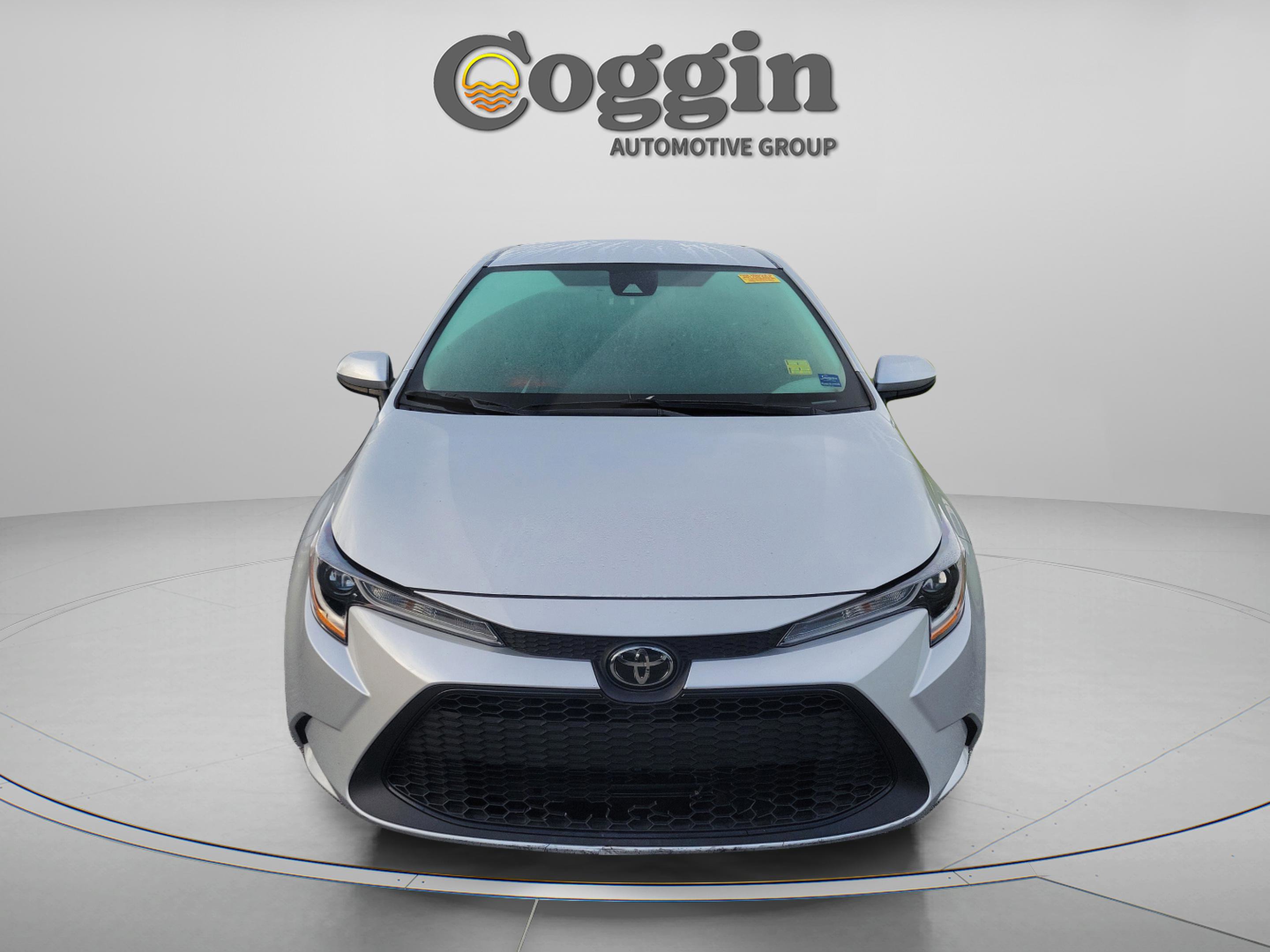 Used 2022 Toyota Corolla LE w/ LE Convenience Package FWD image 7