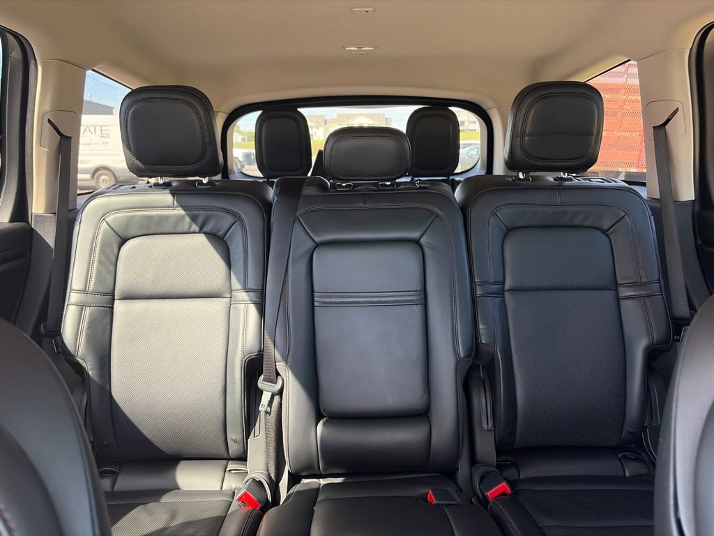Used 2020 Lincoln Aviator Reserve w/ Class IV Trailer Tow Package AWD/4WD image 18