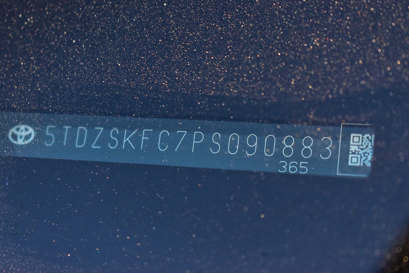 Used 2023 Toyota Sienna Limited image 31