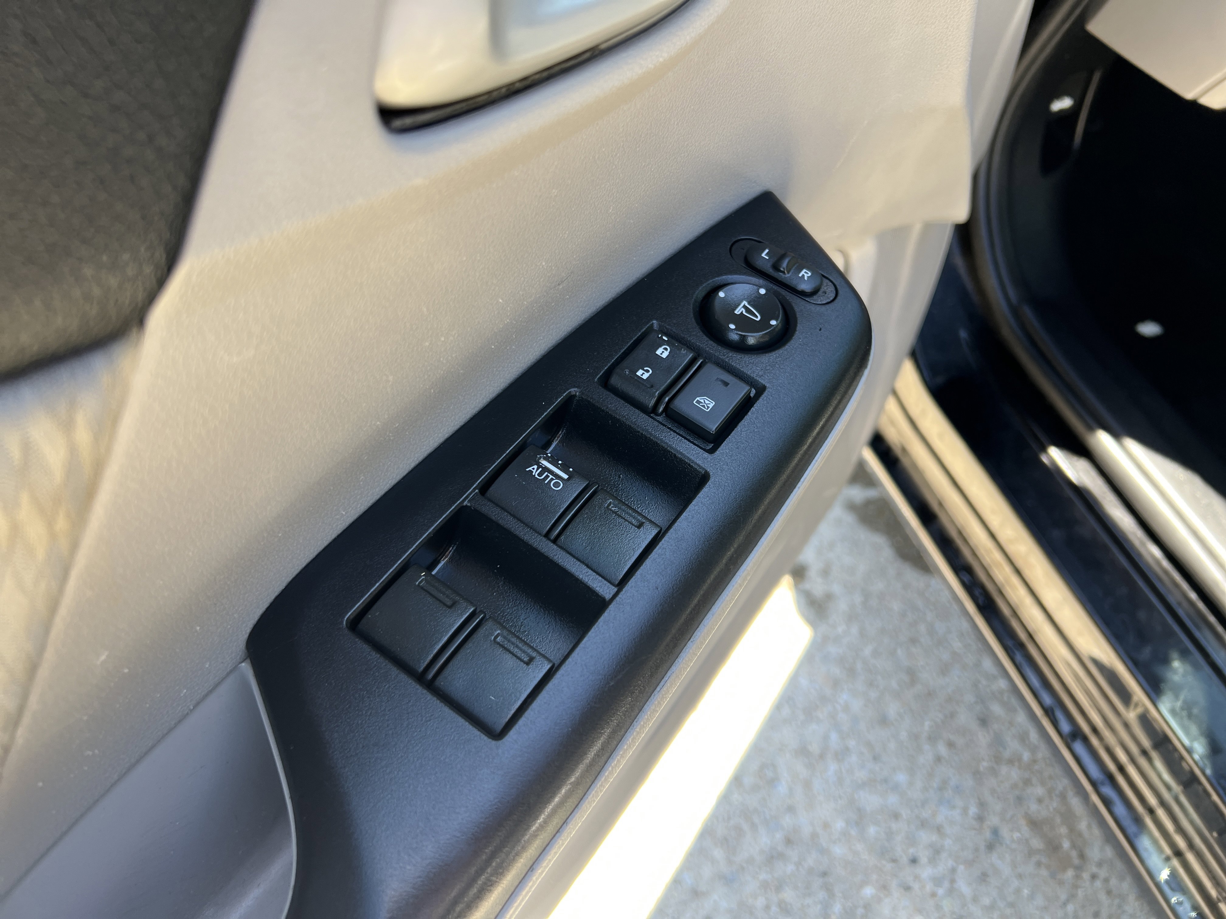 Used 2014 Honda Civic LX image 14