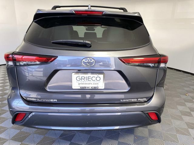 Used 2023 Toyota Highlander Limited image 7