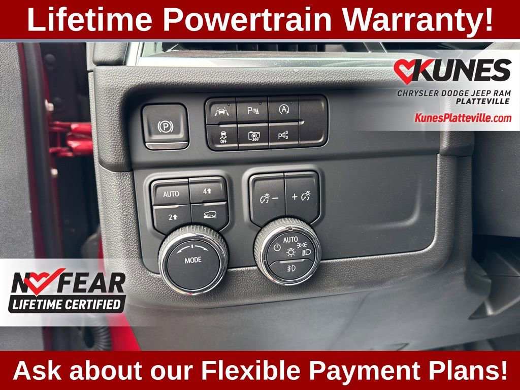 Used 2025 Chevrolet Tahoe LT w/ Comfort Package image 19