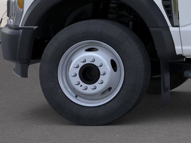 New 2025 Ford F600 2WD Regular Cab Super Duty image 19