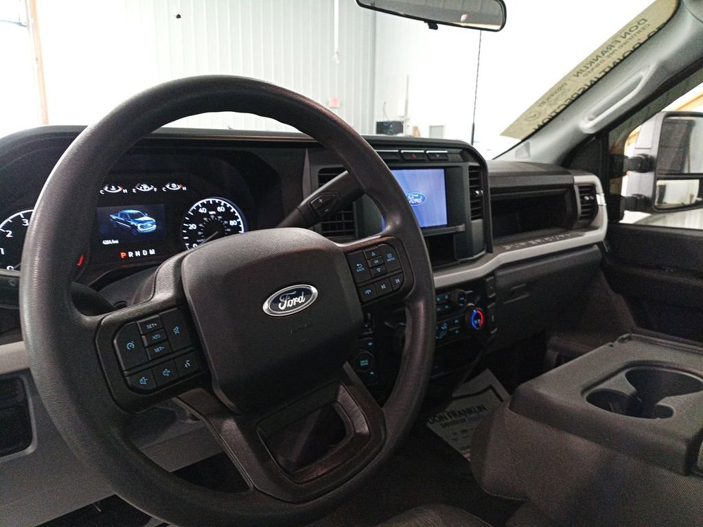 Used 2024 Ford F250 XL w/ Snow Plow/Camper Package AWD/4WD image 9