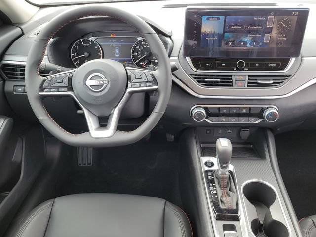 New 2026 Nissan Altima 2.5 SR AWD/4WD image 11