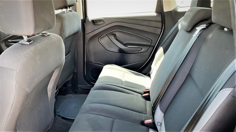 Used 2016 Ford Escape S FWD image 11