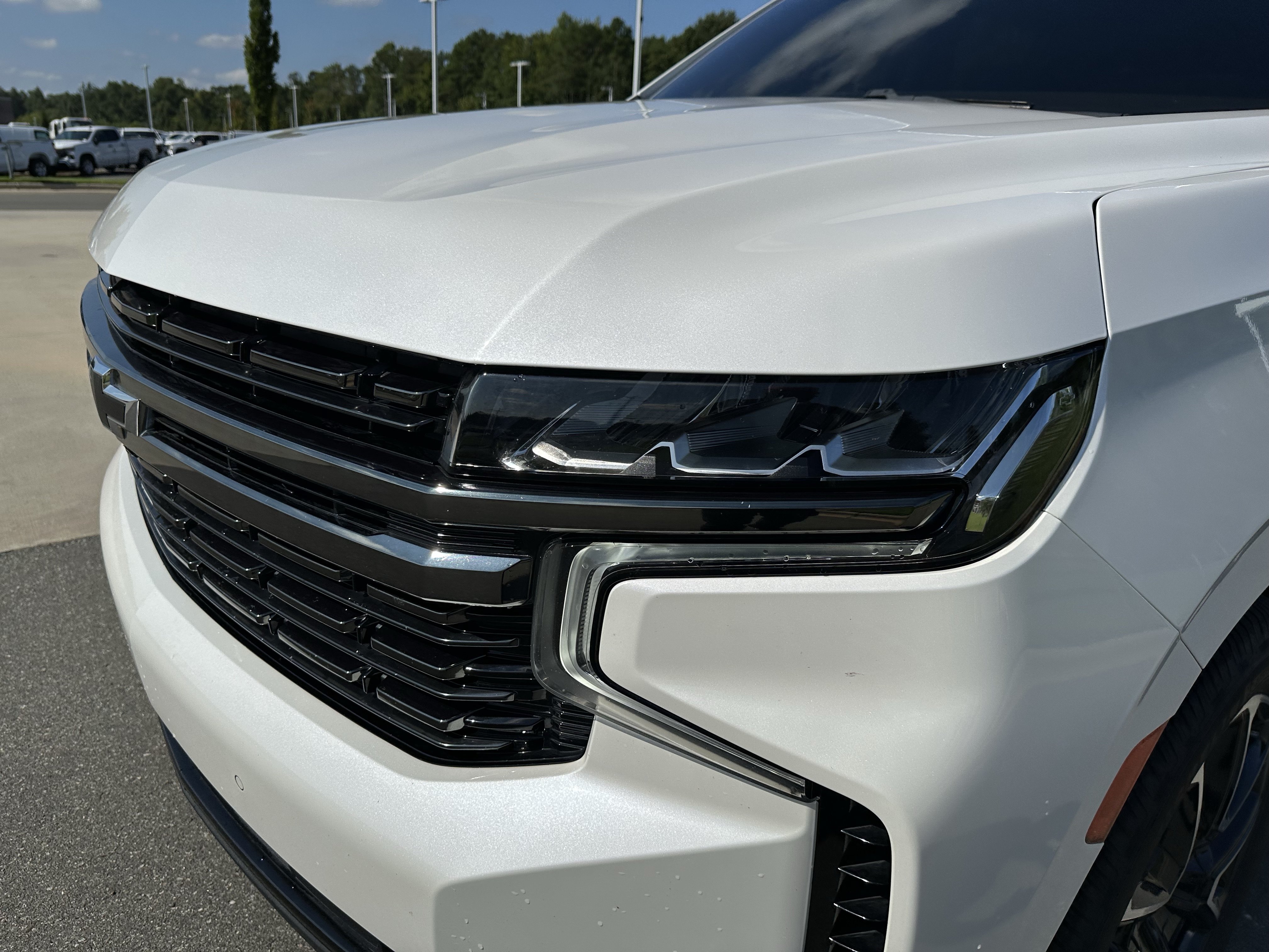 Used 2022 Chevrolet Tahoe RST w/ Luxury Package AWD/4WD image 13