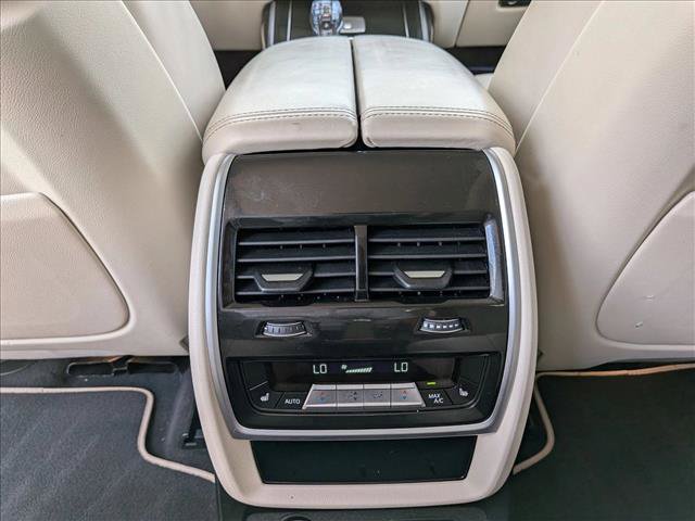 Used 2022 BMW ALPINA XB7 AWD/4WD image 19