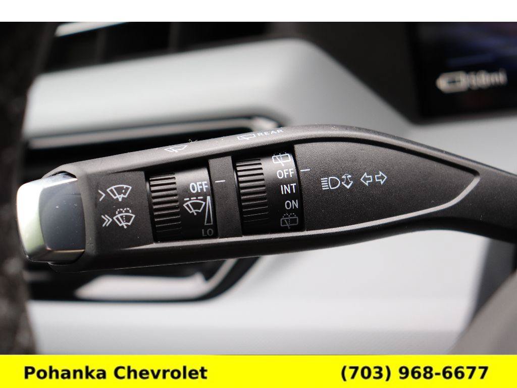 New 2027 Chevrolet Bolt RS w/ Technology Package FWD image 10