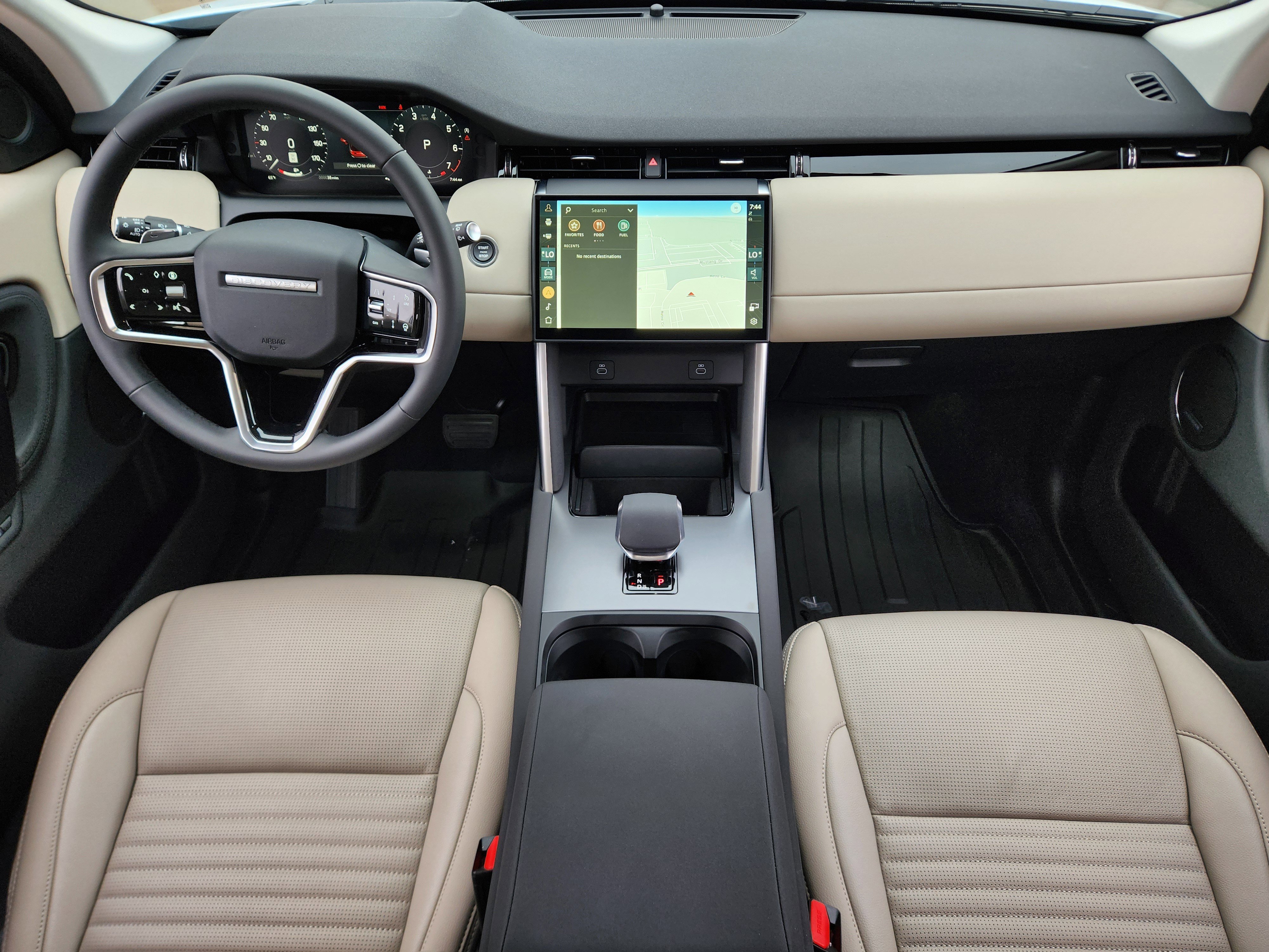 New 2025 Land Rover Discovery Sport S image 27