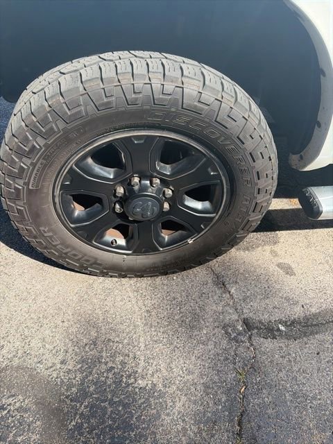 Used 2016 RAM 2500 Laramie w/ Sport Appearance Group AWD/4WD image 40