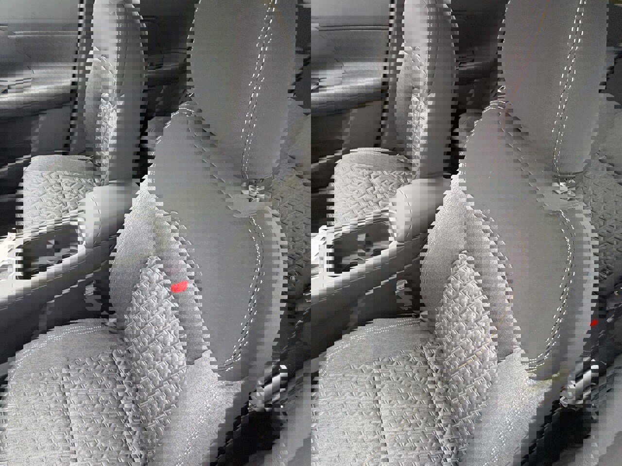 New 2026 Nissan Kicks SV image 16