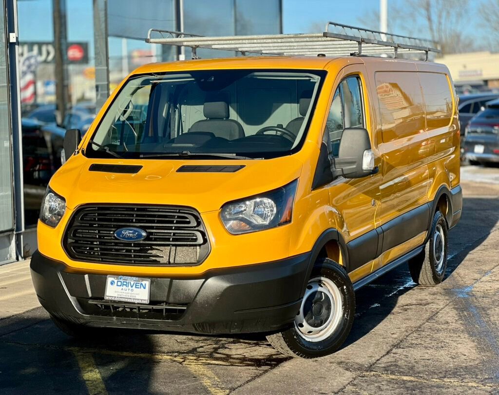 Used 2019 Ford Transit 250 130 Low Roof RWD image 26